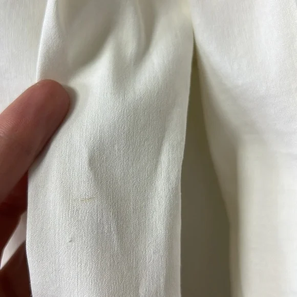 Theory Slightly Off White Blazer - Picture 9 of 14